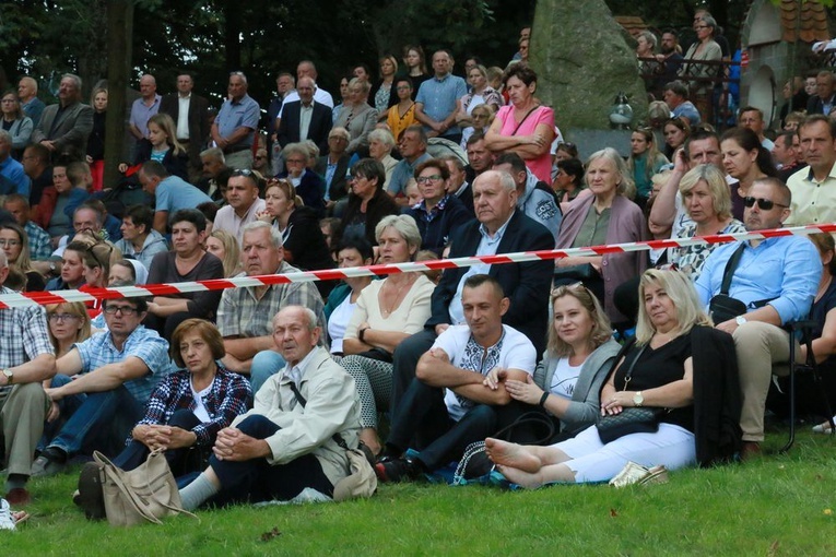 Wąwolnica pełna pielgrzymów