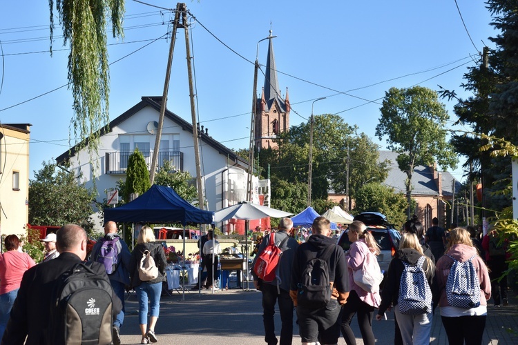 Odpust i pielgrzymi w sanktuarium Królowej Polskiego Morza