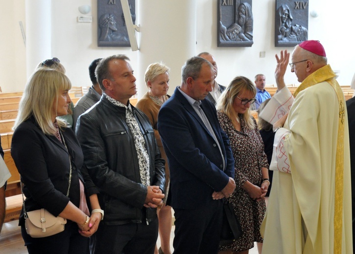 Pielgrzymka srebrnych jubilatów w Opolu