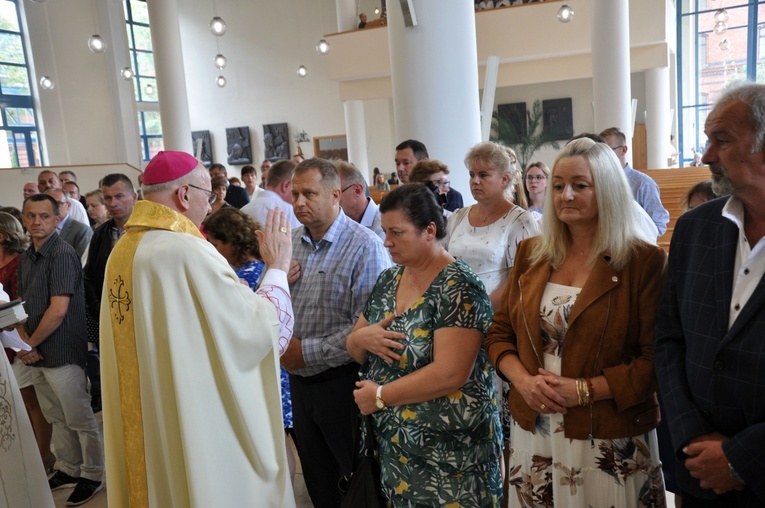 Pielgrzymka srebrnych jubilatów w Opolu