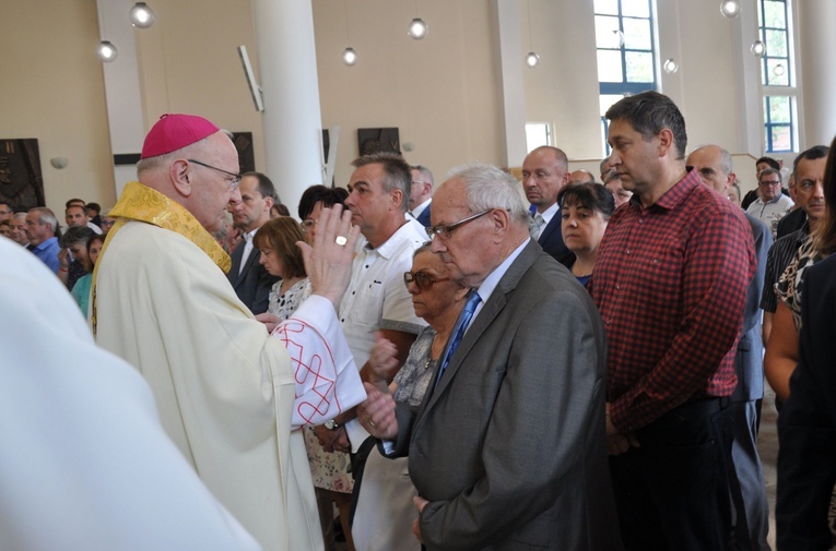 Pielgrzymka srebrnych jubilatów w Opolu