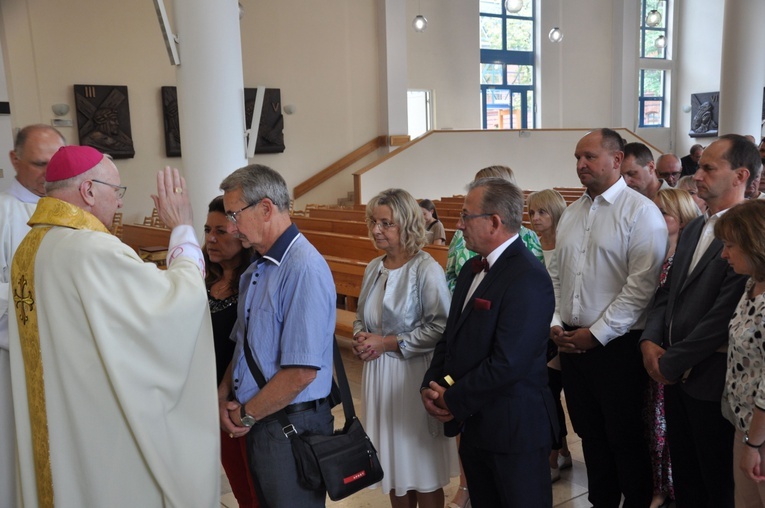 Pielgrzymka srebrnych jubilatów w Opolu
