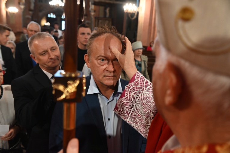 Kwartalne bierzmowanie dla 18 osób