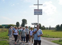 ▲	130 osób wyruszyło na szlak.