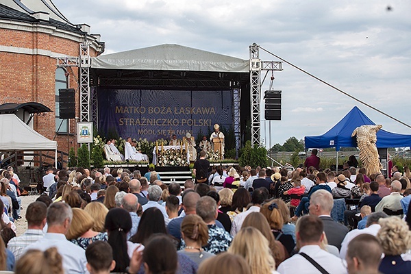 ▲	Radzymińskie wydarzenie było okazją do doświadczenia wspólnoty. 