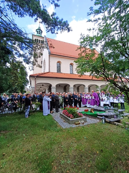 Pogrzebień. Pogrzeb ks. Jana Pytlika SDB, misjonarza z Peru