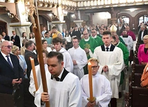 ▲	Modlitwa w kościele pw. NMP Królowej Polski w Świebodzinie.