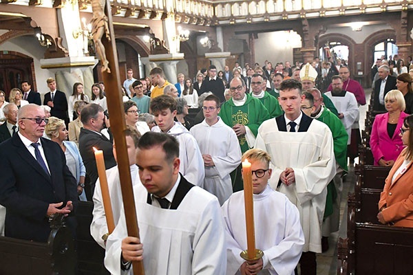 ▲	Modlitwa w kościele pw. NMP Królowej Polski w Świebodzinie.