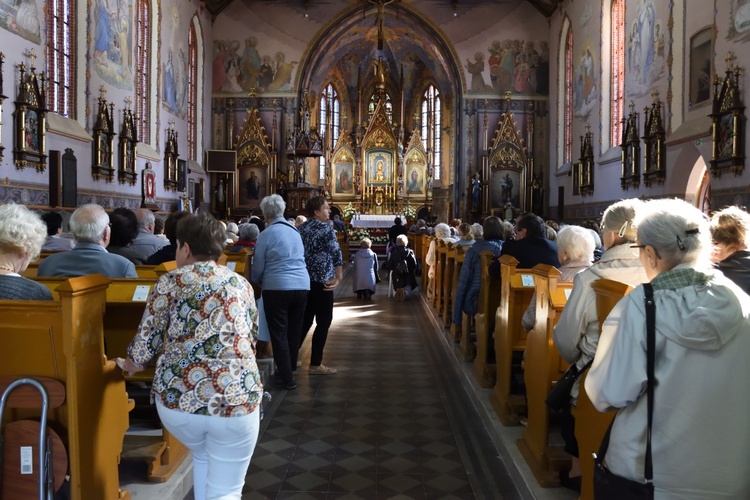 Chorzy modlili się w sanktarium swarzewskim