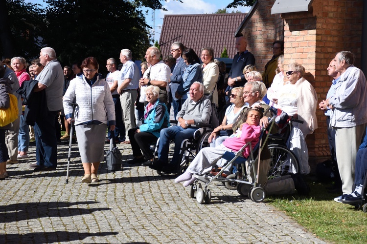 Chorzy modlili się w sanktarium swarzewskim