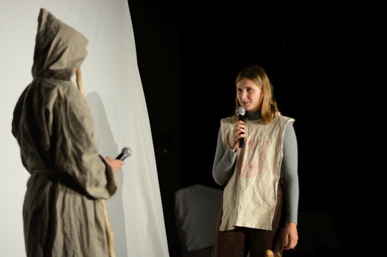 Kluczbork. Harcerski Teatr Dźwięku i Ruchu
