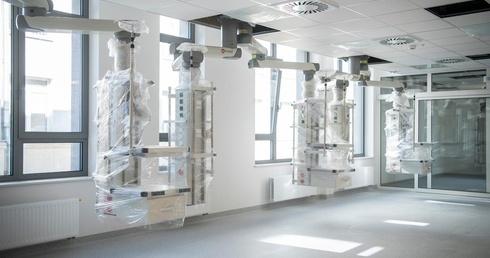 Nowe skrzydło Szpitala Bielańskiego już gotowe