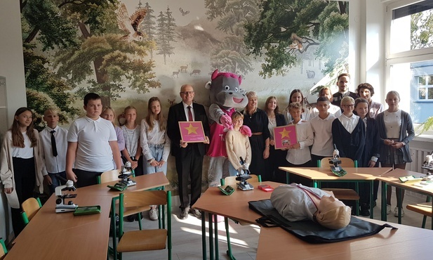 Gliwice. Zielona pracownia Taurona w Zespół Szkół Ogólnokształcących nr 14 [ZDJĘCIA]