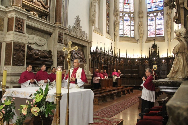 Rozpoczęcie odpustu w katedrze i instalacja nowych kanoników