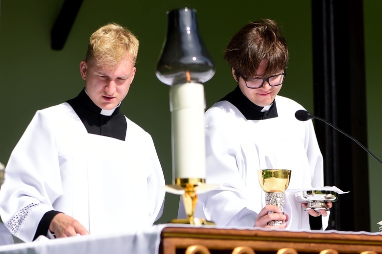 Gietrzwałd. Modlitwa kapłanów warmińskich