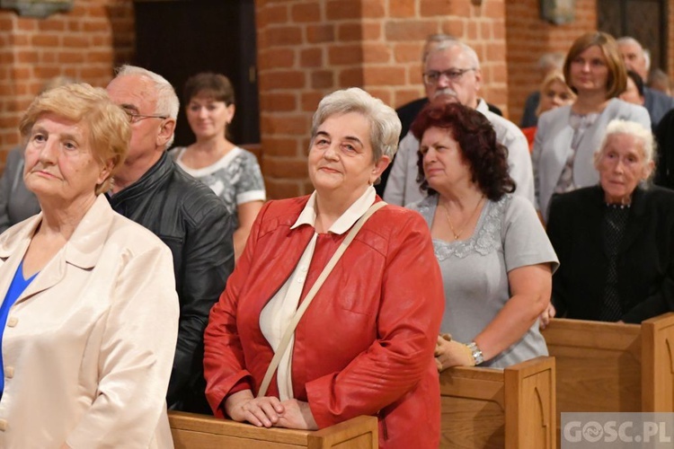 Wręczenie odznaczenia Zasłużony dla Diecezji Zielonogórsko-Gorzowskiej