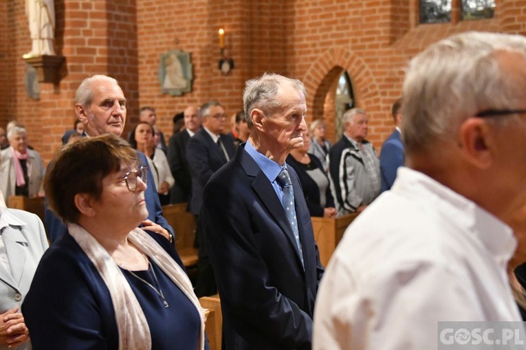 Wręczenie odznaczenia Zasłużony dla Diecezji Zielonogórsko-Gorzowskiej