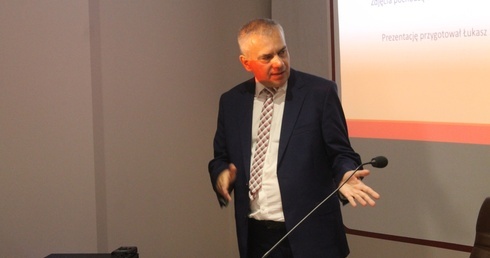 Legnica. Prokurator IPN z wykładem w duszpasterstwie