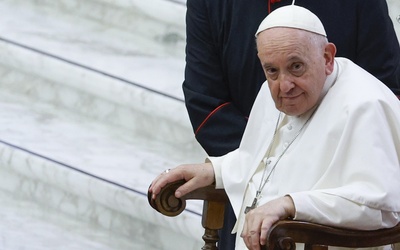 Papież: historia się cofa, trwa totalna wojna światowa