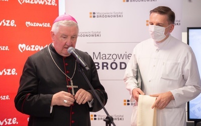 Bp Romuald Kamiński poświęcił odnowiony SOR Mazowieckiego Szpitala Bródnowskiego