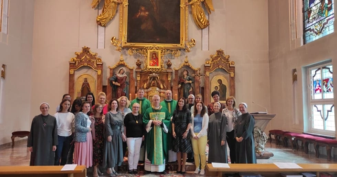 Dom Słowa. Dzień skupienia dla pomagających