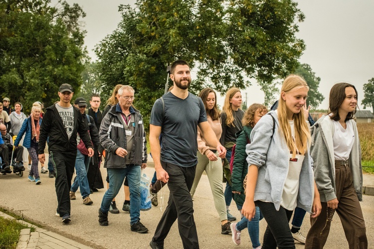 Pielgrzymka do sanktuarium Matki Bożej Trąbkowskiej