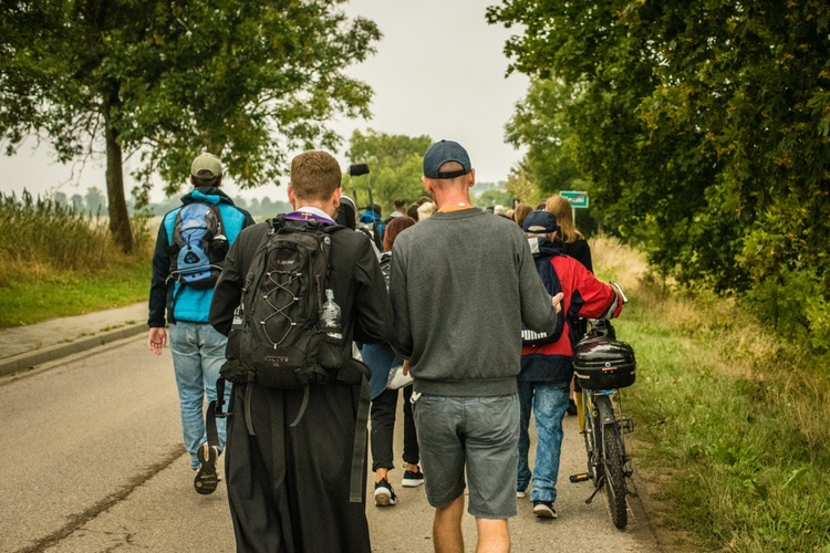 Pielgrzymka do sanktuarium Matki Bożej Trąbkowskiej