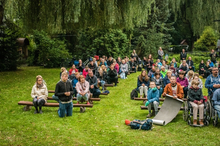 Pielgrzymka do sanktuarium Matki Bożej Trąbkowskiej