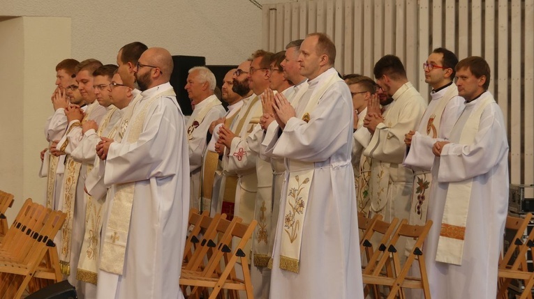 Młodzi w amfiteatrze pod Grojcem w Żywcu - 2022