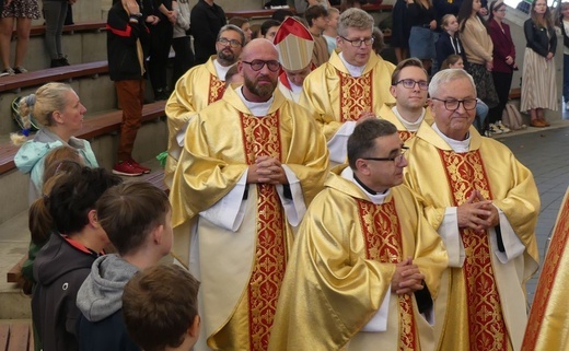Młodzi w amfiteatrze pod Grojcem w Żywcu - 2022