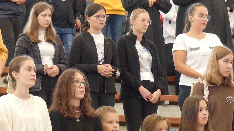 Młodzi w amfiteatrze pod Grojcem w Żywcu - 2022