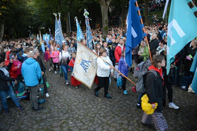 Nabożeństwo ze świecami na Górze św. Anny