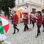 Miodobranie w Bolkowie i Dzierżoniowie