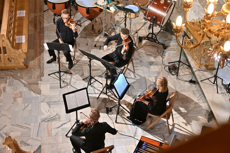 XIV Międzynarodowy Festiwal "Muzyka na Szczytach"