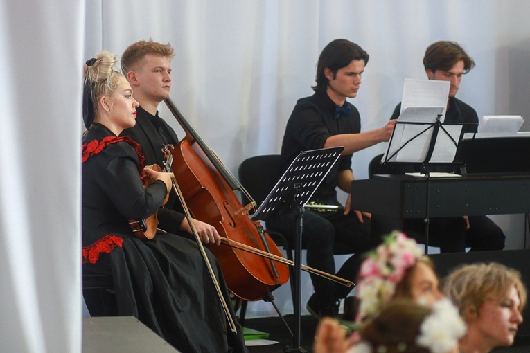 "Ballada o Mistrzu" w wykonaniu Dzikich Kotów