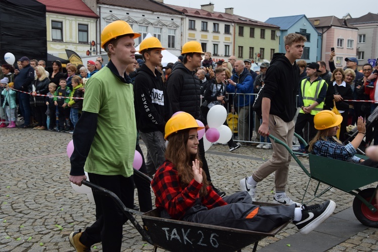 45. Skierniewickie Święto Kwiatów, Owoców i Warzyw. Parada