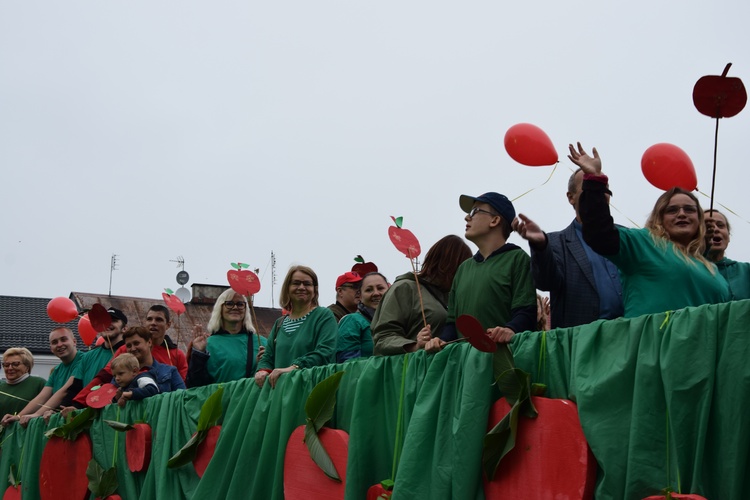 45. Skierniewickie Święto Kwiatów, Owoców i Warzyw. Parada