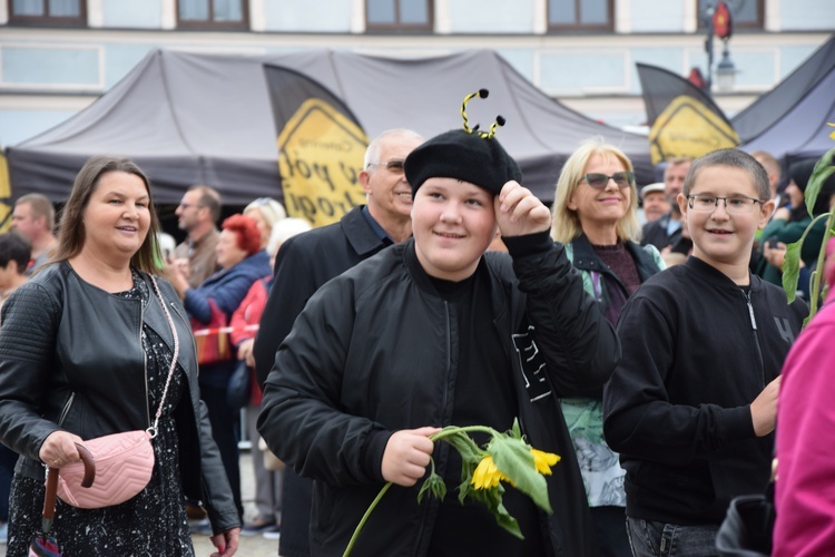 45. Skierniewickie Święto Kwiatów, Owoców i Warzyw. Parada