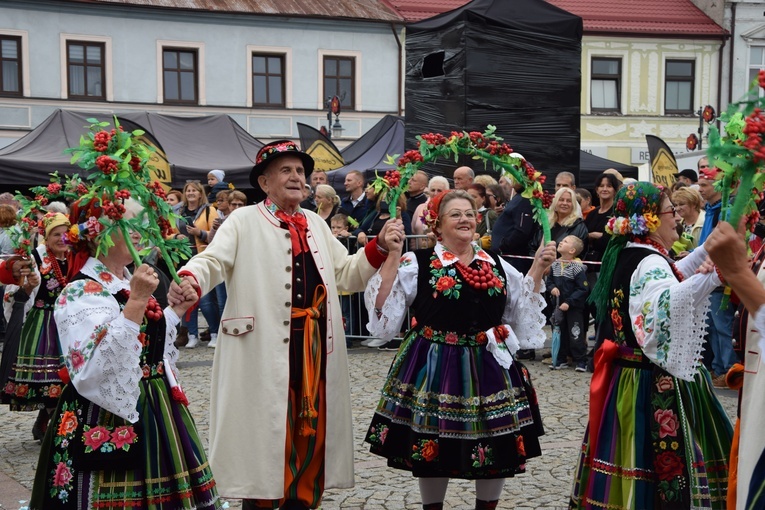 45. Skierniewickie Święto Kwiatów, Owoców i Warzyw. Parada
