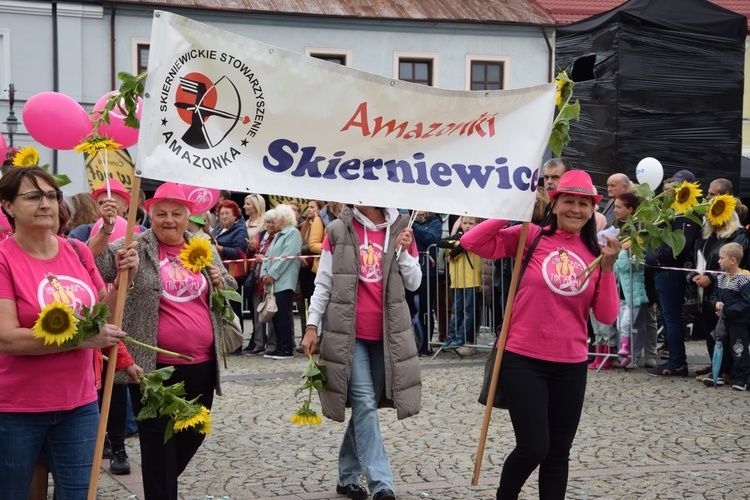 45. Skierniewickie Święto Kwiatów, Owoców i Warzyw. Parada