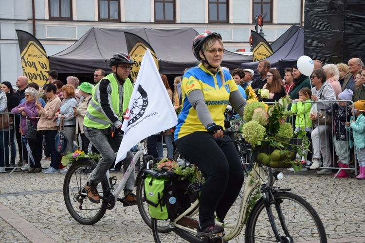 45. Skierniewickie Święto Kwiatów, Owoców i Warzyw. Parada