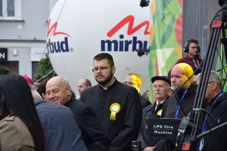 45. Skierniewickie Święto Kwiatów, Owoców i Warzyw. Parada