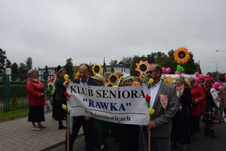 45. Skierniewickie Święto Kwiatów, Owoców i Warzyw. Parada