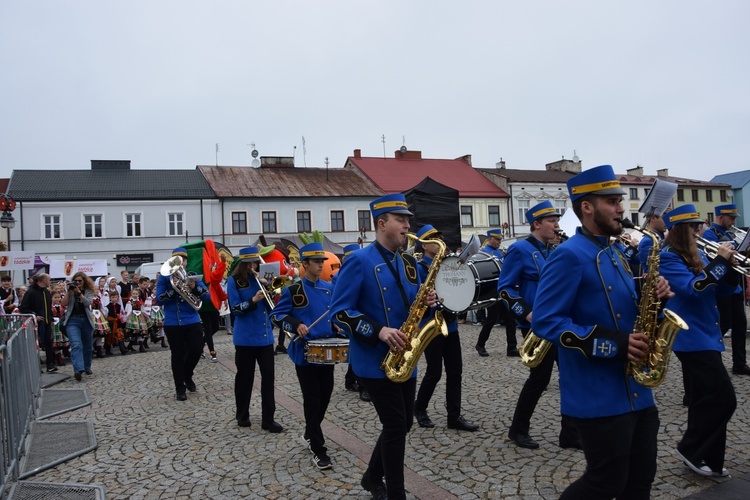 45. Skierniewickie Święto Kwiatów, Owoców i Warzyw. Parada