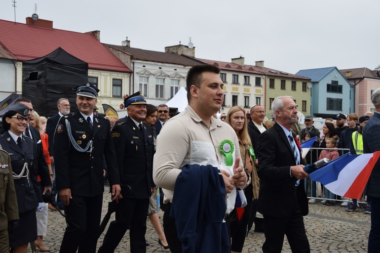 45. Skierniewickie Święto Kwiatów, Owoców i Warzyw. Parada