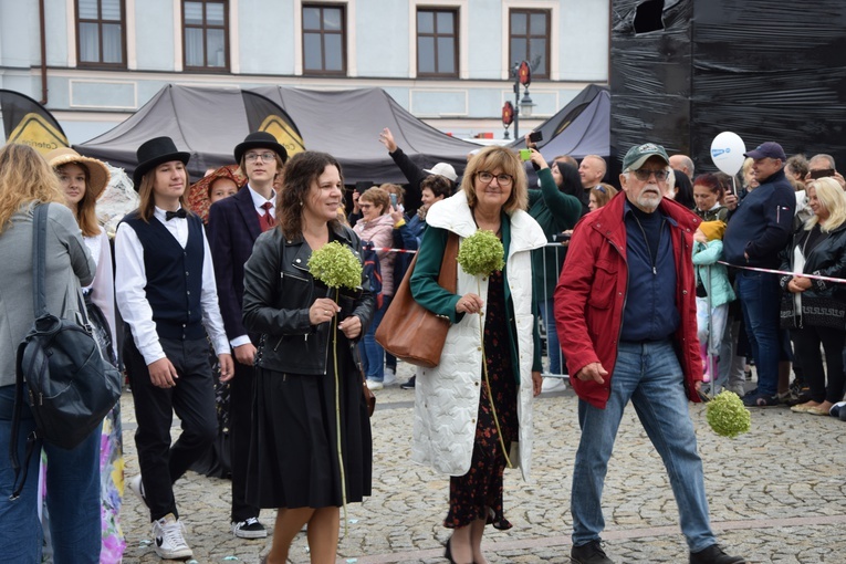 45. Skierniewickie Święto Kwiatów, Owoców i Warzyw. Parada
