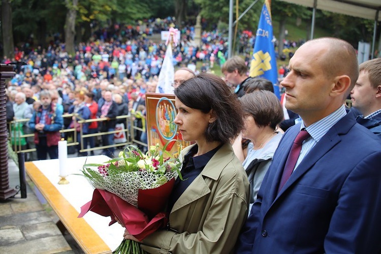 XXX Pielgrzymka Rodzin Archidiecezji Krakowskiej do Kalwarii Zebrzydowskiej cz. 2