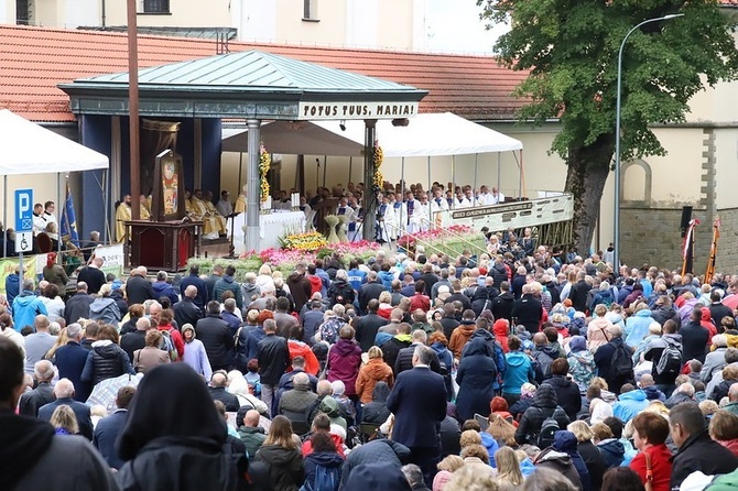 XXX Pielgrzymka Rodzin Archidiecezji Krakowskiej do Kalwarii Zebrzydowskiej cz. 2