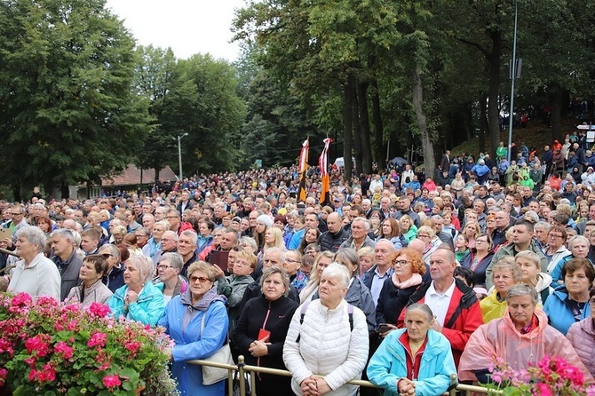 XXX Pielgrzymka Rodzin Archidiecezji Krakowskiej do Kalwarii Zebrzydowskiej cz. 2