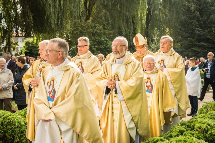 Msza św. i dożynki w Trąbkach Wielkich